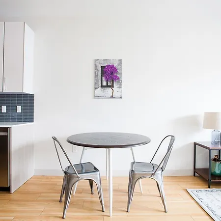 Apartment One-bedroom On D Street Apt 323 *