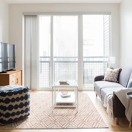 One-bedroom On D Street Apt 234 *