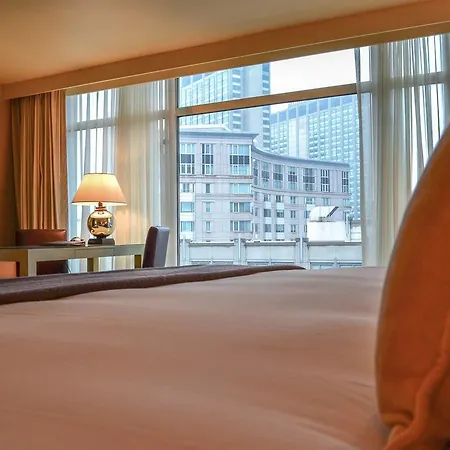 The Colonnade 4* Boston