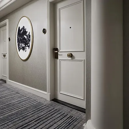 Four Seasons 5*