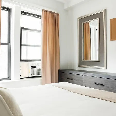 Aparthotel Premier Theater District Suites By Sonder