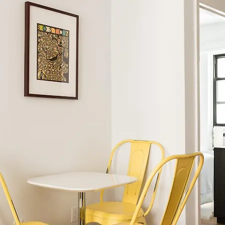 Premier Theater District Suites By Sonder Aparthotel