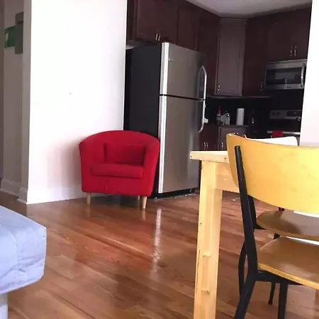 Stunning 2 Bedroom By University With Parking Apartment Boston