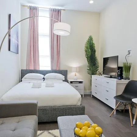 Studio On Arch Street Apt 2b