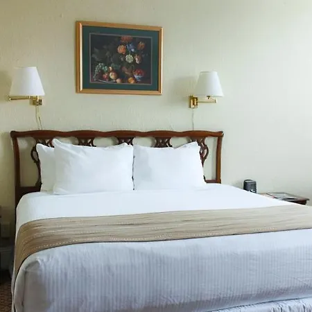 Hotel Buckminster