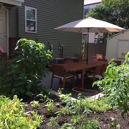 2 Bedroom In Jamaica Plain With Parking Apartment Boston