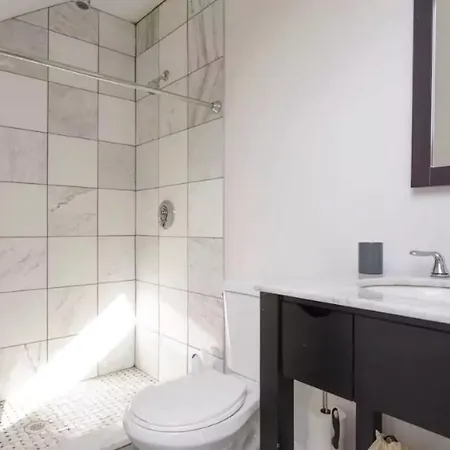 Modern 3br/2ba Near Fenway Apartment Boston