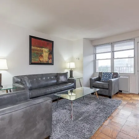 Global Luxury Suites At Longwood *