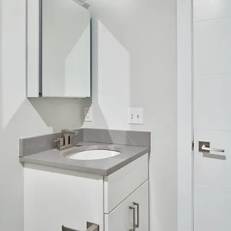 Studio On Washington Street Apt 301 Boston
