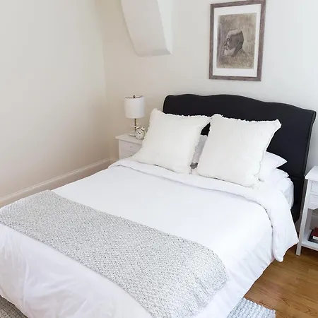 One-bedroom On East Springfield Street Apt B * Boston