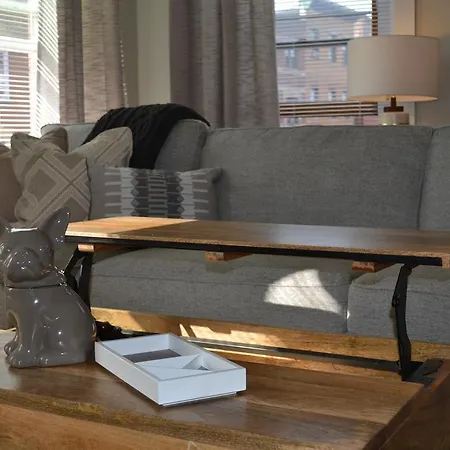 Spacious Beautiful 2bd/1ba Sleeps 4-7 In Best Location * Boston