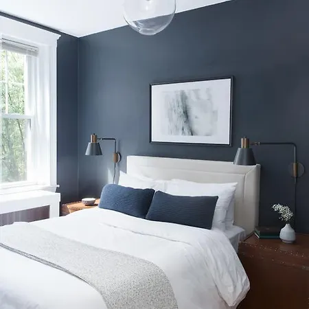 One-bedroom On Chestnut Hill Avenue Apt 15 *
