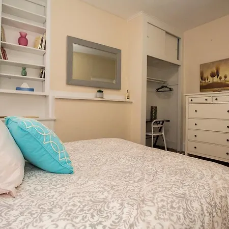 2 Bedroom In Downtown