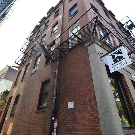 Spacious Beautiful 2bd/1ba Sleeps 4-7 In Best Location Apartment *