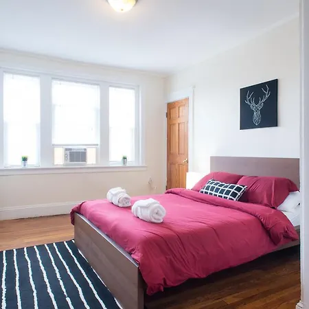 Apartment Super Location 2 Bedroom By The Green Line With Parking Spot Boston