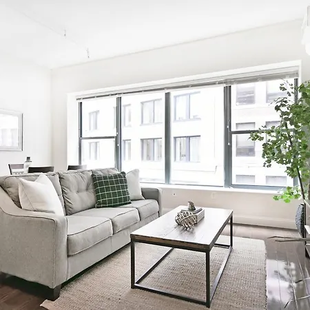 Apartment Two-bedroom On Milk Street Apt 3d *