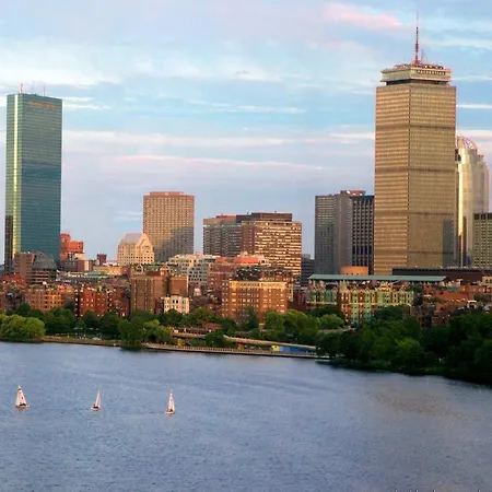 Embassy At Logan Airport 3* Boston