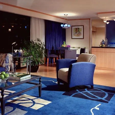 Hotel The Colonnade