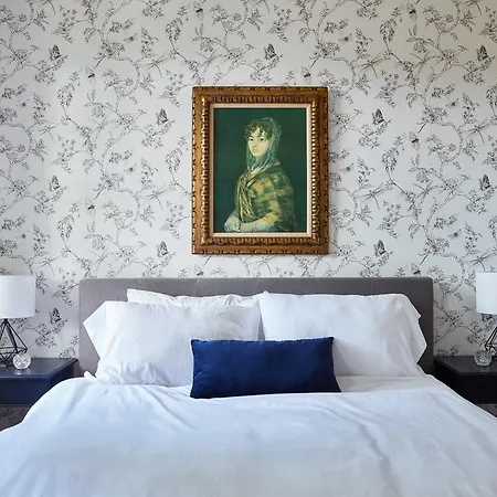 Aparthotel One-bedroom On Elko Street Apt 8