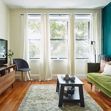 One-bedroom On Elko Street Apt 8 Aparthotel *