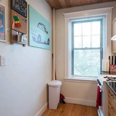 Fenway Park Family With One Free Parking Spot - 16 Apartment Boston