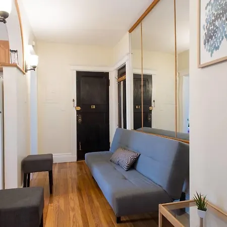Fenway Park Family With One Free Parking Spot - 16 Apartment Boston