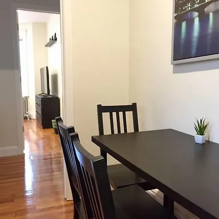 Fenway Park Family With One Free Parking Spot - 16 Apartment *