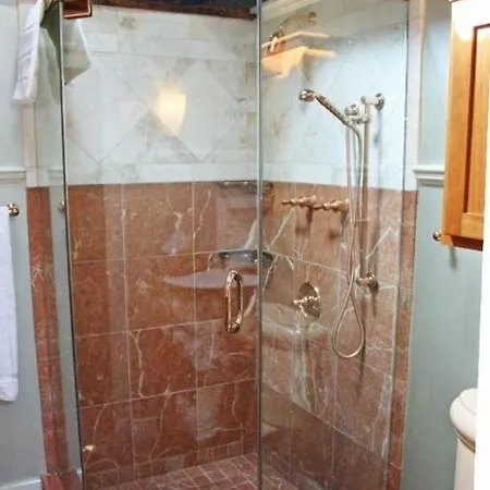 Moroccan Boutique Bed & Breakfast Boston