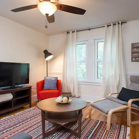 Apartment Renovated & Huge 5br/3ba Apt With Parking Around Fenway Boston