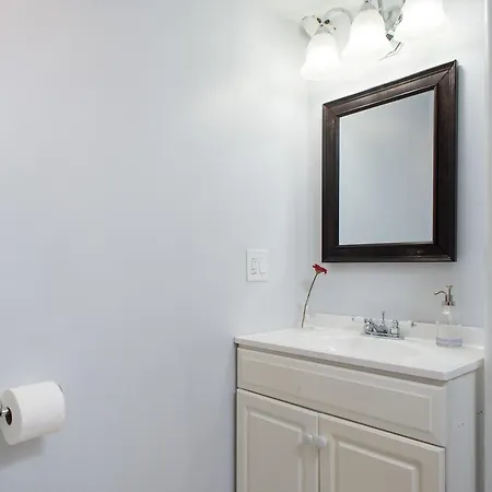 Apartment Renovated & Huge 5br/3ba Apt With Parking Around Fenway Boston