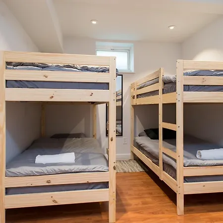 Renovated & Huge 5br/3ba Apt With Parking Around Fenway