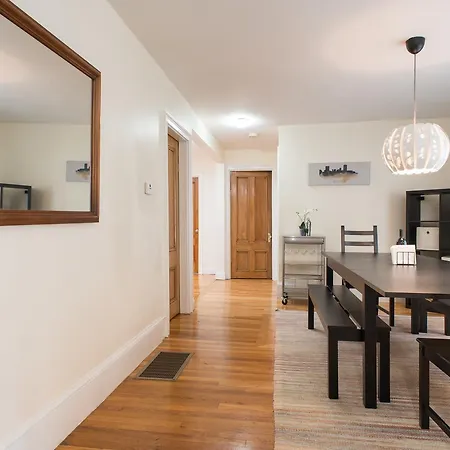 Renovated & Huge 5br/3ba Apt With Parking Around Fenway *