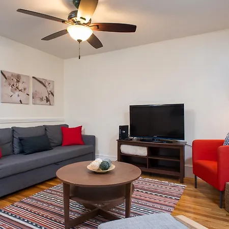 Renovated & Huge 5br/3ba Apt With Parking Around Fenway Boston