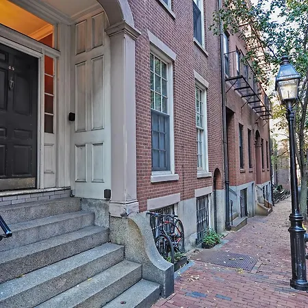 Apartment Iconic Beacon Hill On Quiet Street Boston