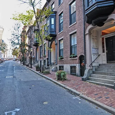 Apartment Iconic Beacon Hill On Quiet Street Boston