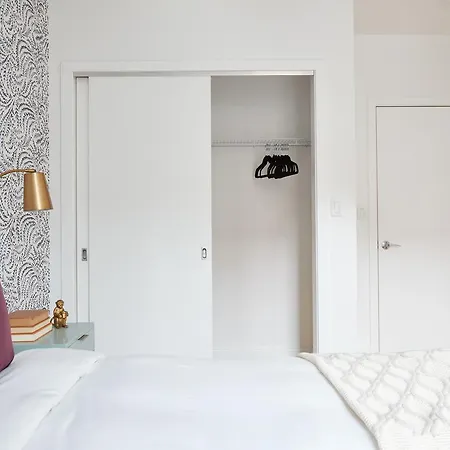 One-bedroom On Tremont Street W203 Apartment