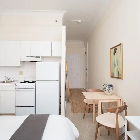 Studio On Boylston Street Apt 219 Apartment *