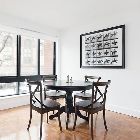 Two-bedroom On Exeter Street Apt 203 Apartment