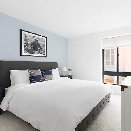 Apartment Two-bedroom On Exeter Street Apt 203 *