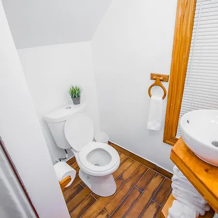 Guest house Sweet Retreat W/grill Parking