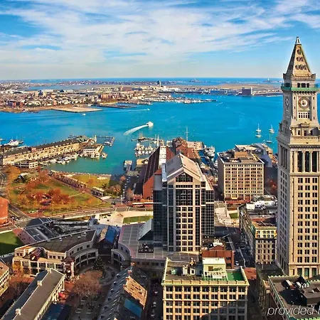 Hotel Marriott Vacation Club At Custom House,   3*