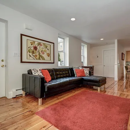 Colbyco Cityside Holiday home