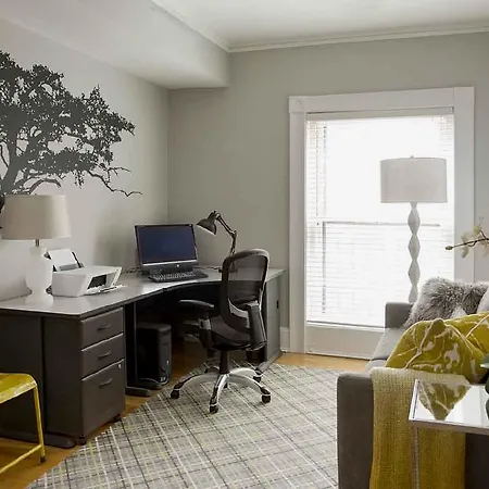Apartment Bay State In The Back Bay *