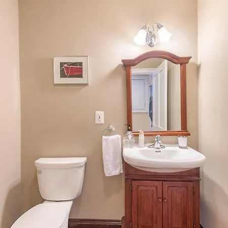 Sunny Hill Garden 4*