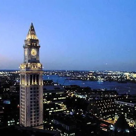 Hotel Courtyard By Marriott Logan Airport Boston