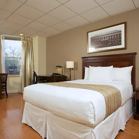Buckminster Hotel