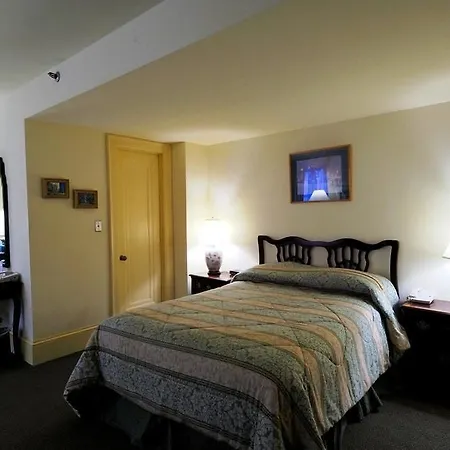 Hotel Common 2*