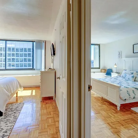 The West End Family Getaway Holiday home Boston