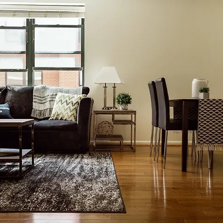 Alfred On Garrison Street Apartment *