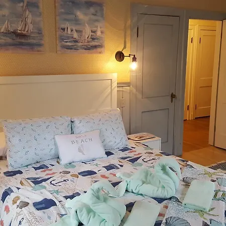 Natalie House Bed & Breakfast Boston